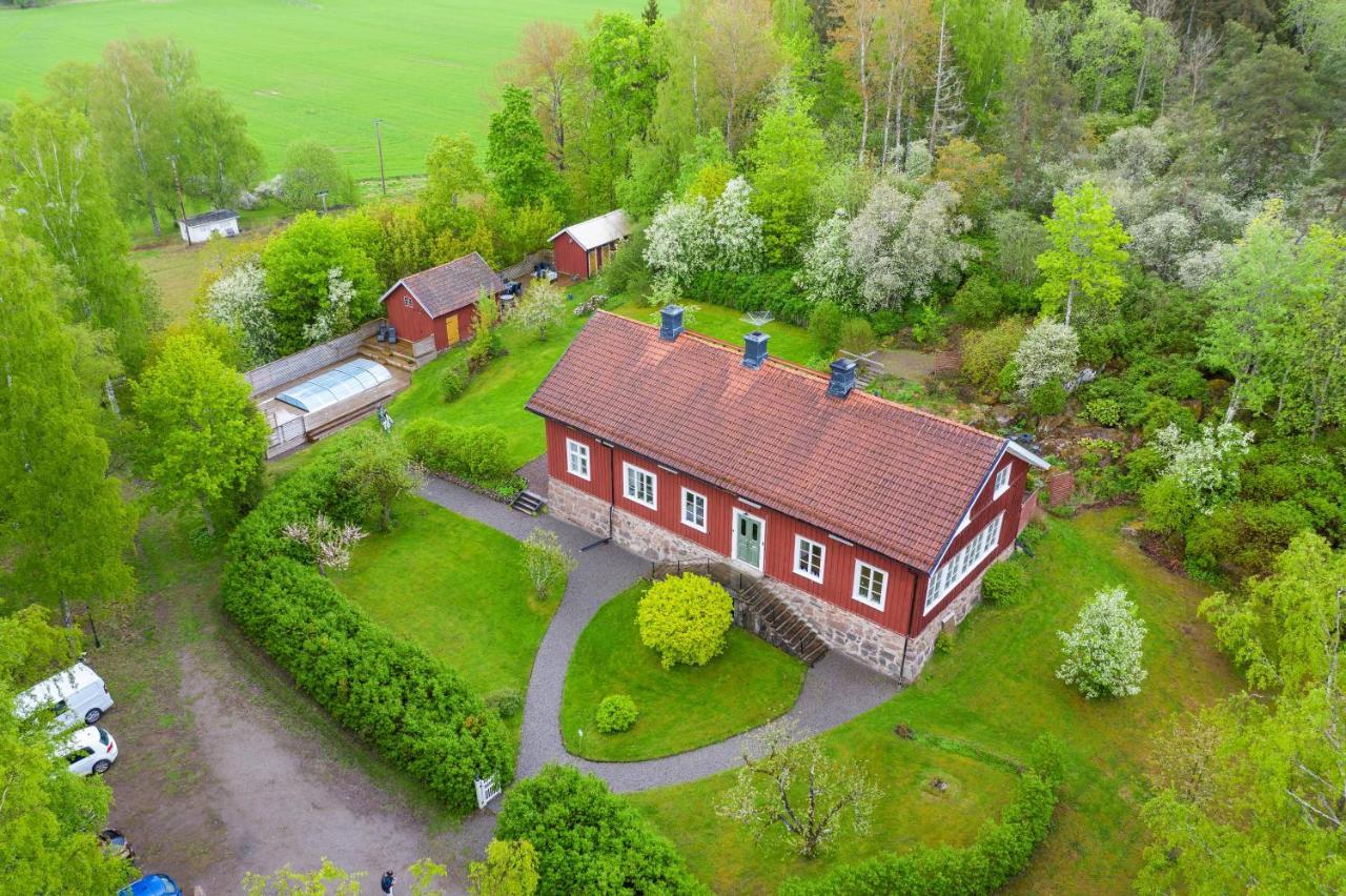 Lyrsta R B&B Lyrestad Екстериор снимка
