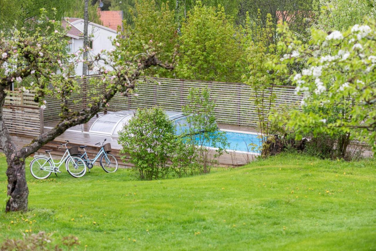 Lyrsta R B&B Lyrestad Екстериор снимка